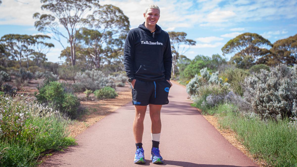 Teen running from Perth to Sydney for men’s mental health