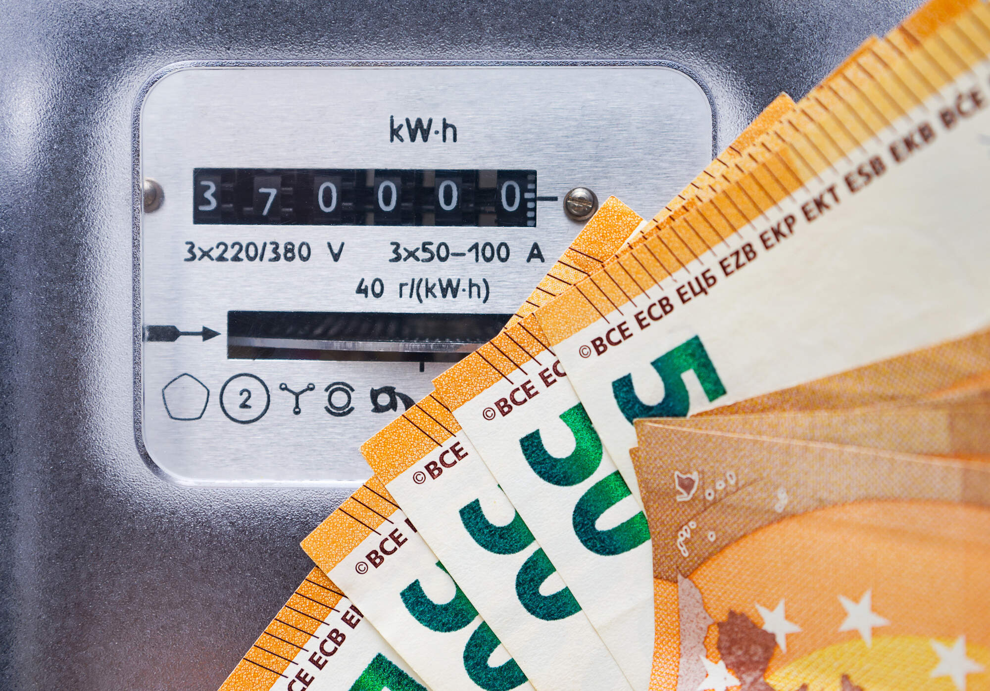 Tens of thousands of older people missing out on state support for high energy costs