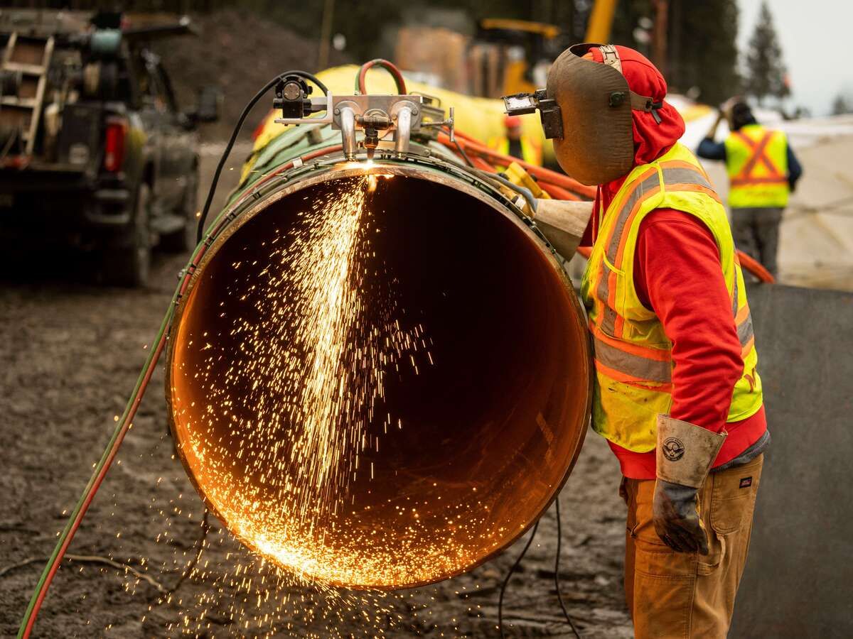 Terence Corcoran: Cost realities threaten pipelines, climate policy
