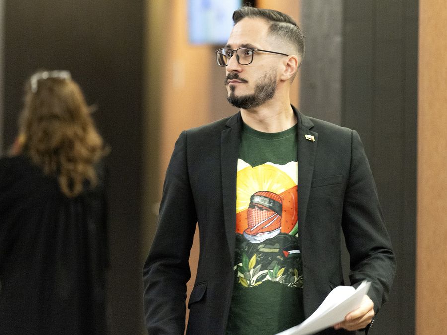 Terry Newman: Accused in Israeli flag burning wears Hamas shirt to court in Montreal