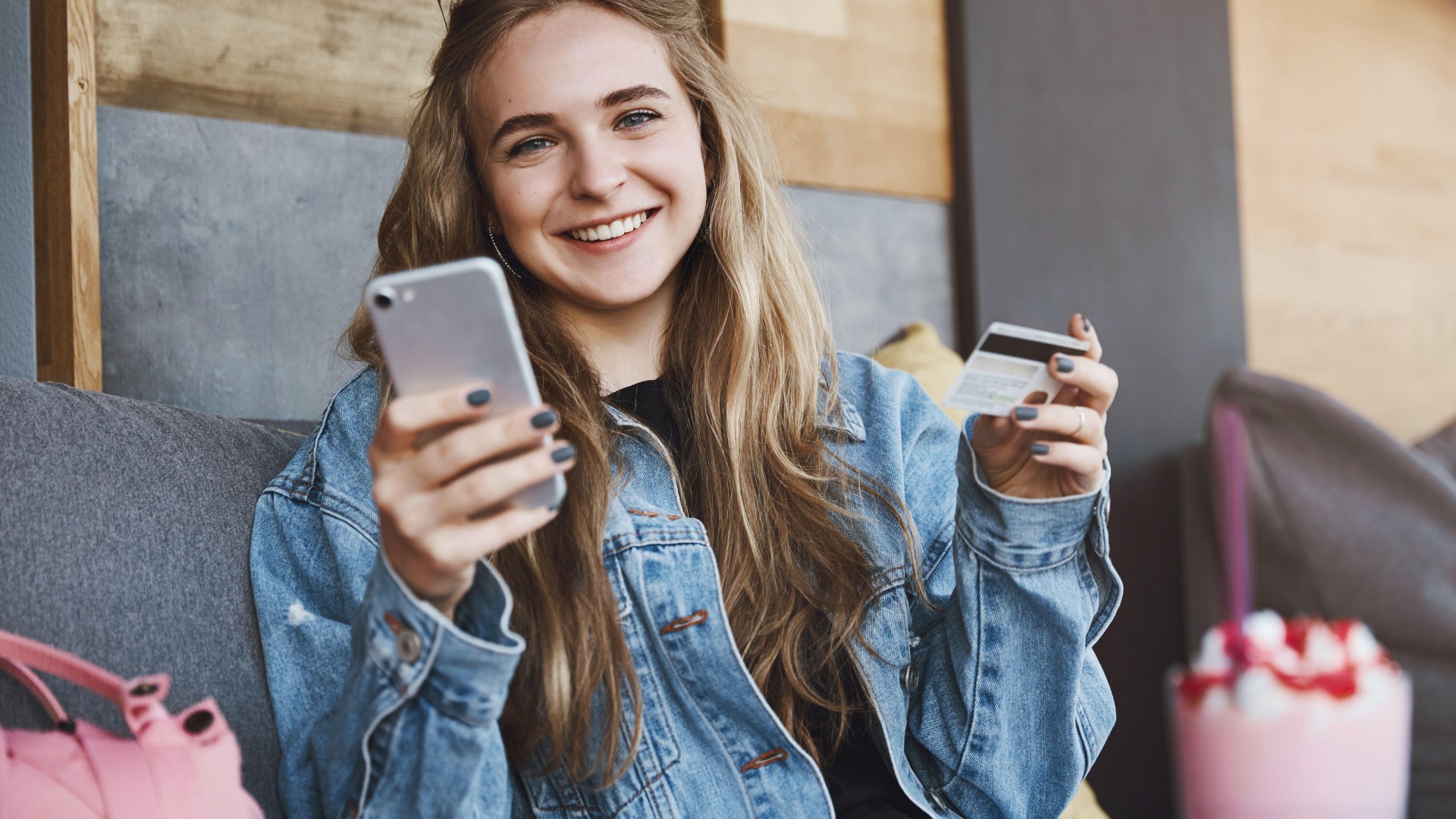 The ultimate uni money guide for your child – get £100 FREE and the 50/30/20 budgeting rule to NEVER run out of cash