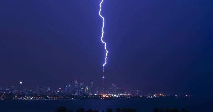 Thunderstorms, rain looming for Toronto as heat warnings hit southern Ontario