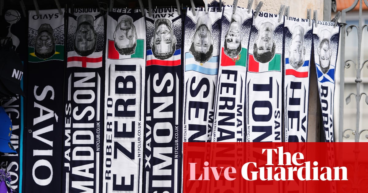 Tottenham Hotspur v Everton: Premier League – live