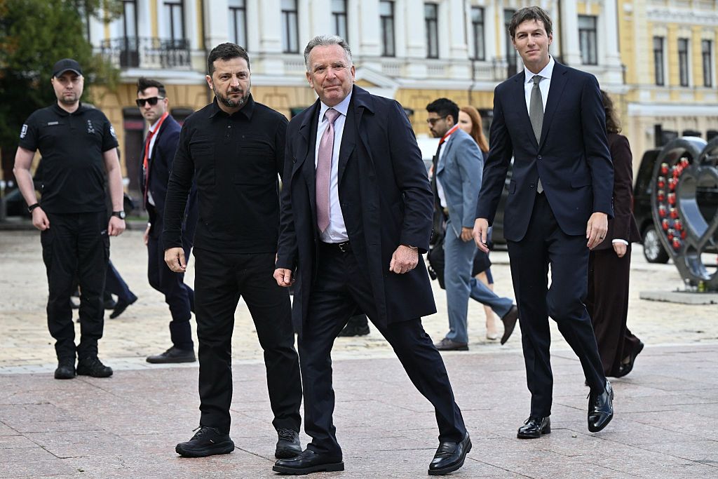 Trump envoys meet Zelenskyy in Kyiv as U.S. pushes for Ukraine-Russia peace deal