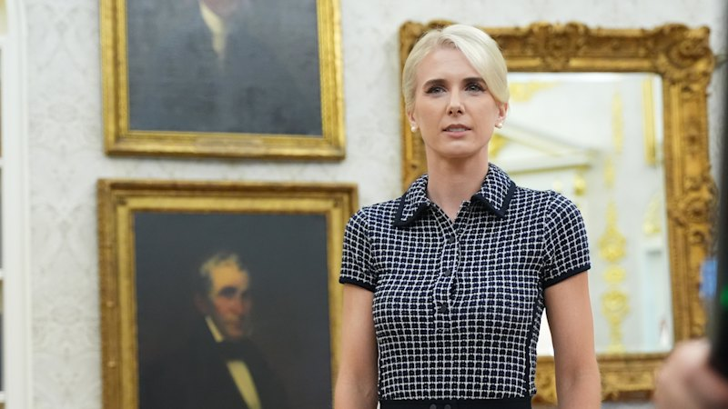 Trump rewards Natalie Harp and other close aides with cash