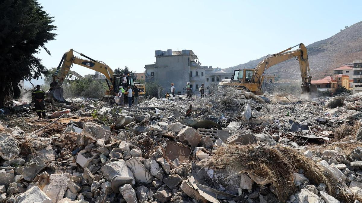 Twelve killed as Israel strikes Lebanese village