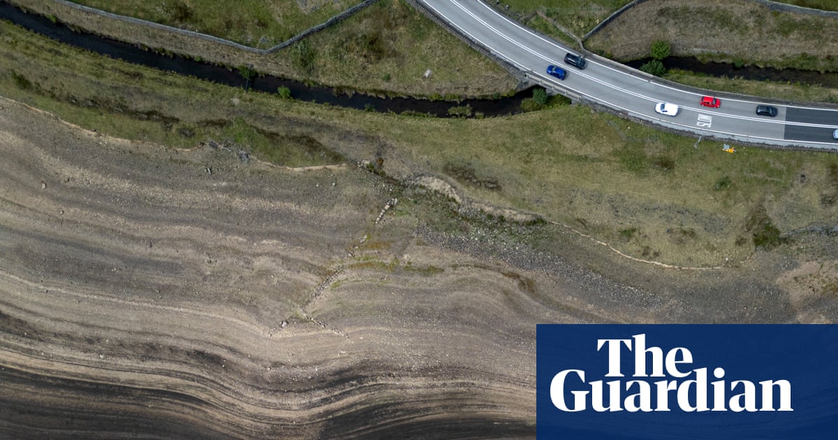 UK ministers explore raising price of water for some users amid shortages