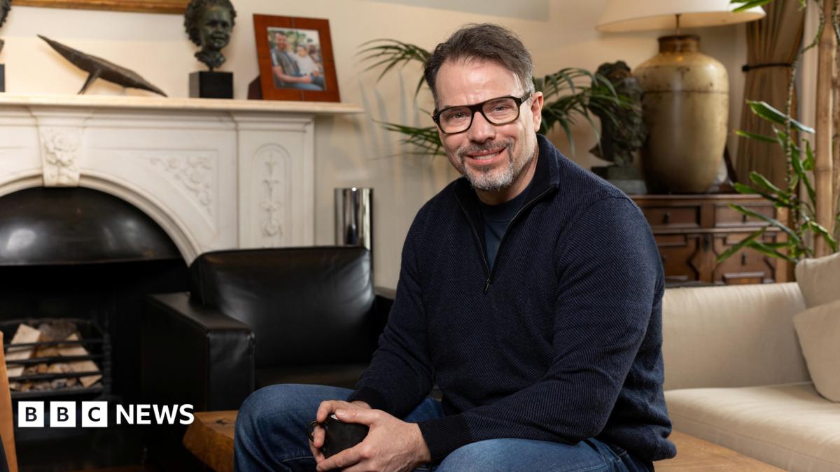 UK's third-biggest taxpayer to leave for Greece