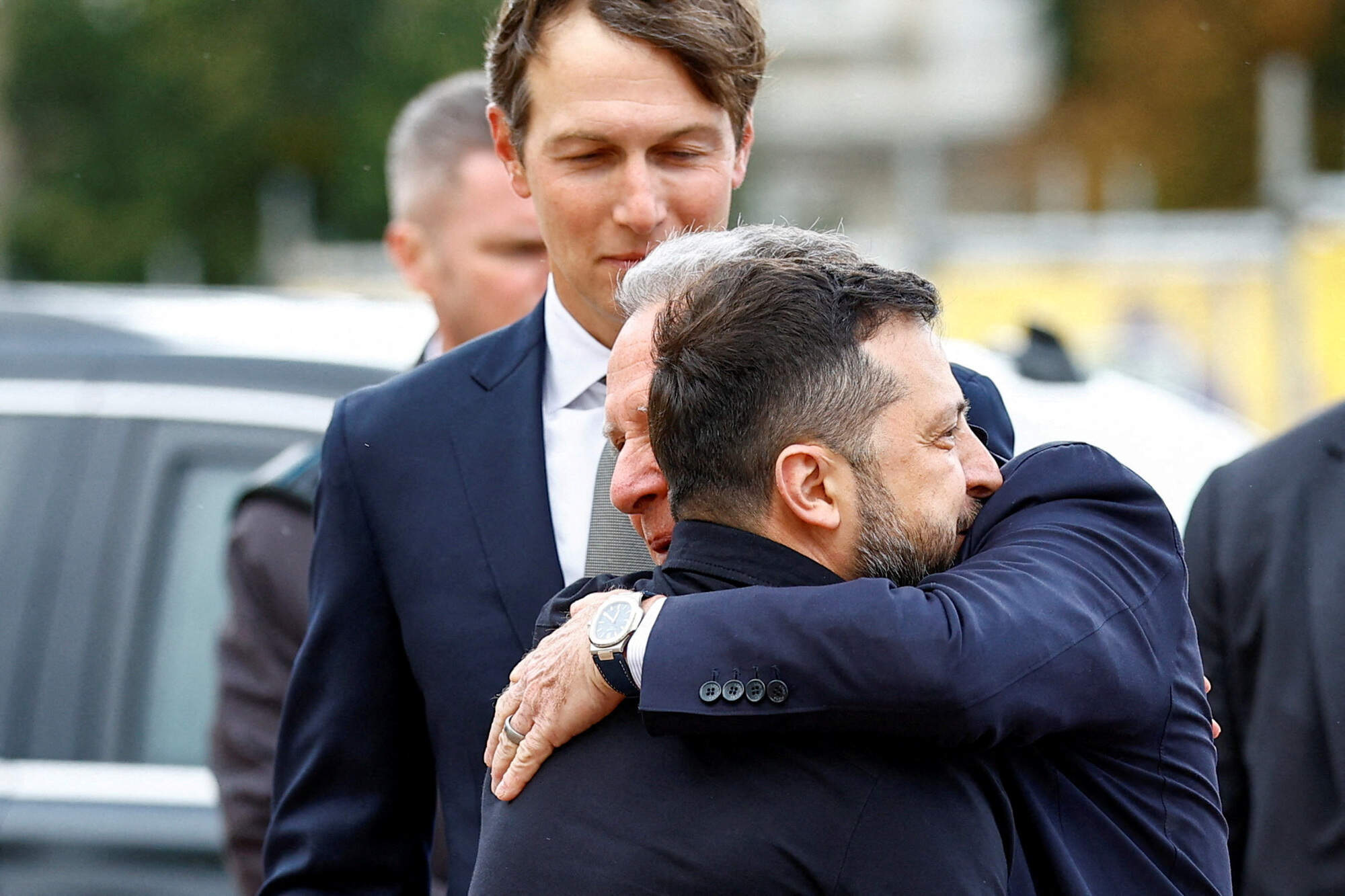 US envoys make first Kyiv visit amid Ukraine war peace push