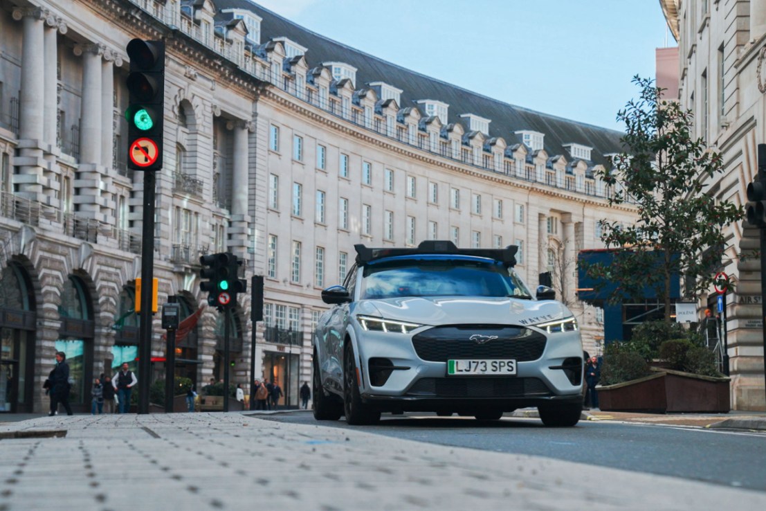 Uber launches ‘autonomous’ cabs in London