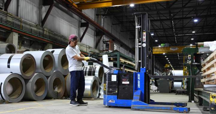 Union warns workers paying price of Canada-U.S. trade war