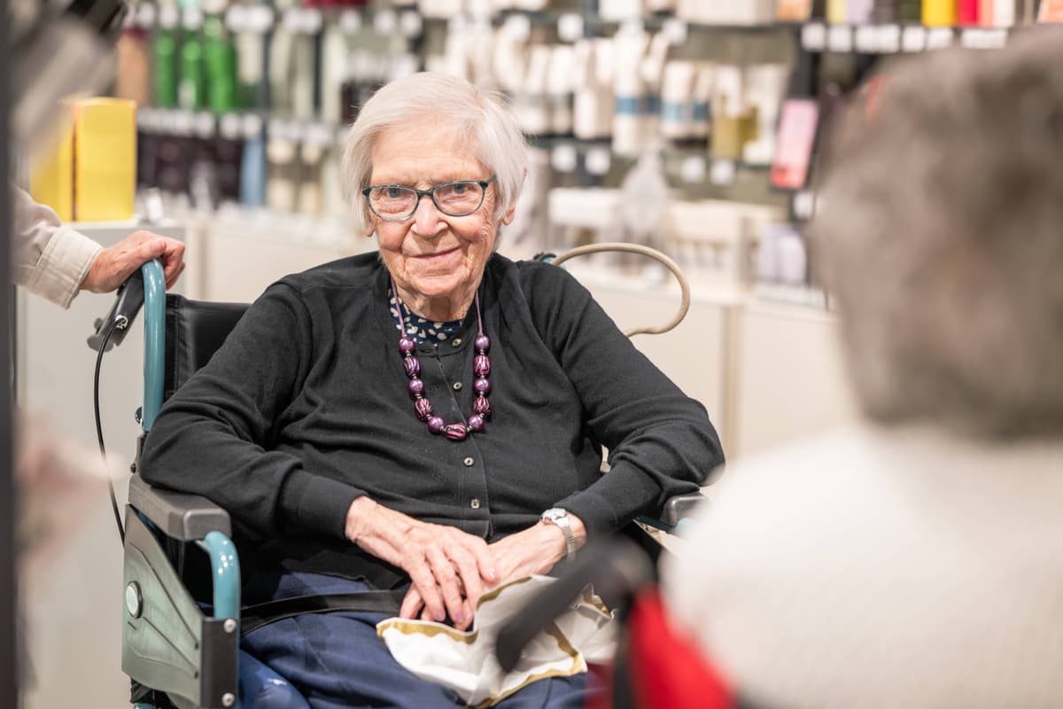VIP treatment for Marks and Spencer superfan aged 101 on special trip to store