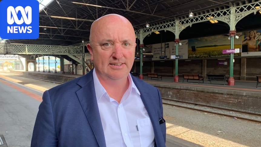 V/Line CEO jailed and facing deportation over secret commissions