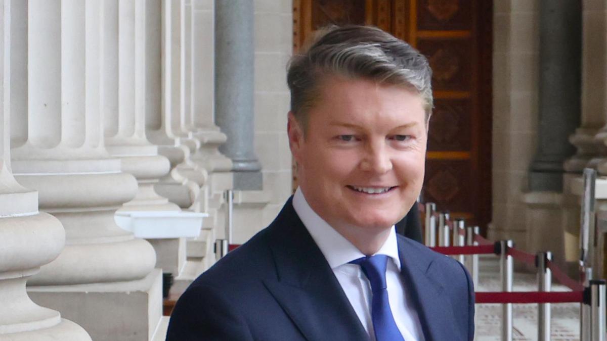 Victorian Premier Ben Carroll further waters down landmark work-from-home in favour of businesses