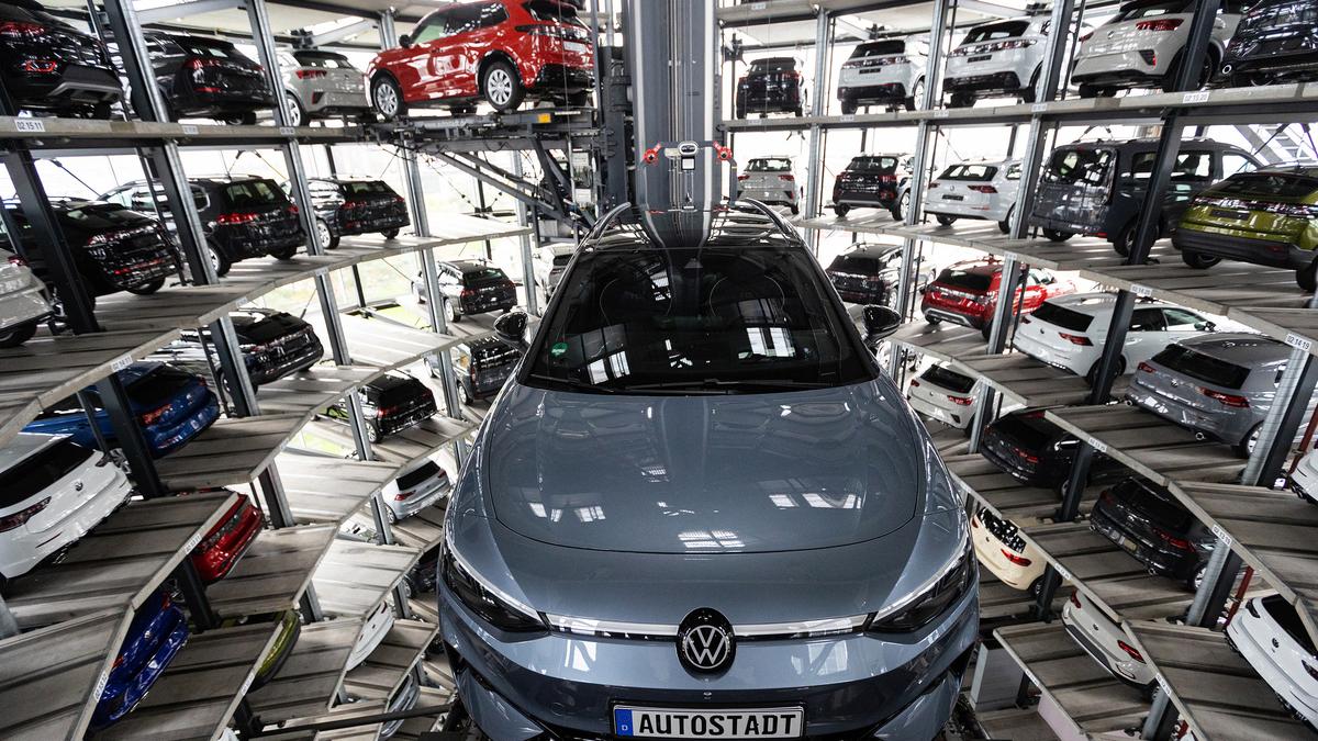 Volkswagen double job cuts to 50,000 and puts brake on new models