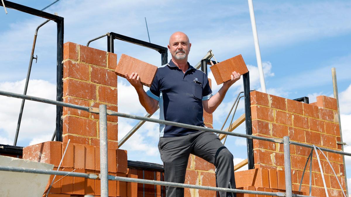 WA’s brick shortage expands to include maxi bricks, with local builders now put on rations by State’s only major brick manufacturer