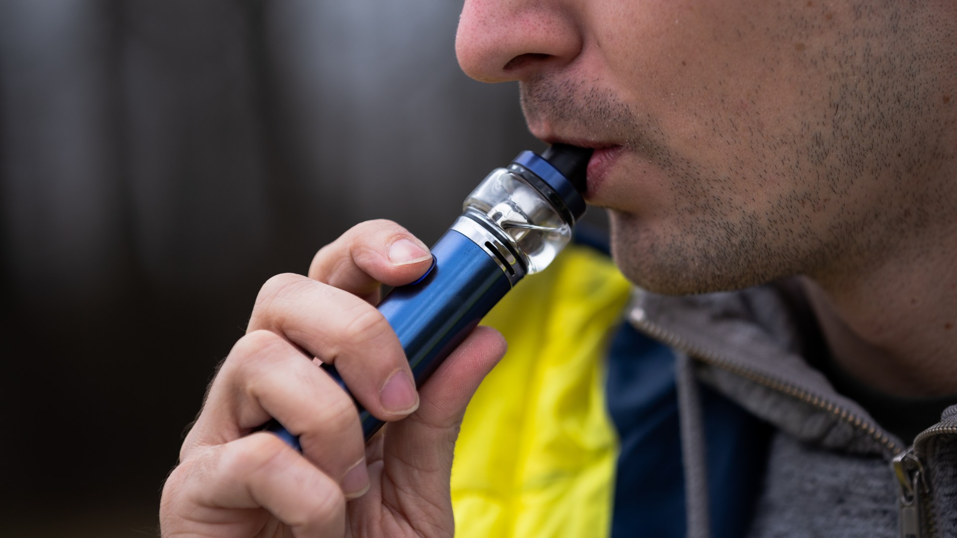 Warning over new vaping rule kicking in this October that’ll cost £137 more a year