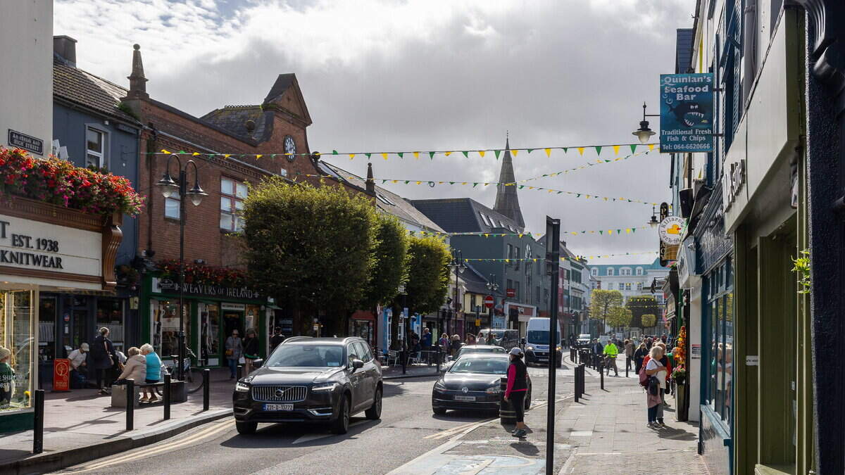 Weather bringing even more visitors to Kerry as tourism chiefs report ‘one of the busiest seasons in years’