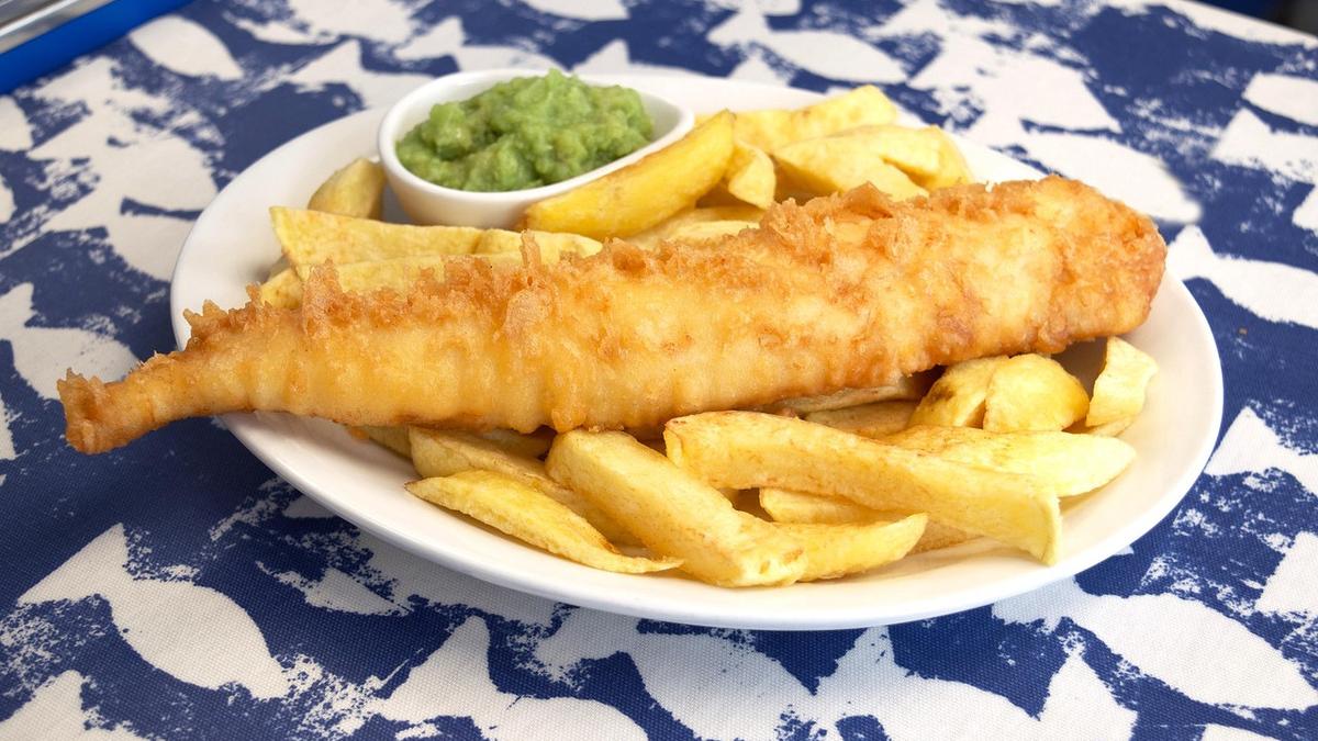 West Aussies falling for fake fish hook, line and sinker!