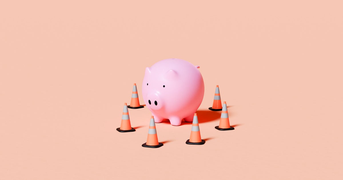 What happens to money from pending deposits when your bank account is frozen?