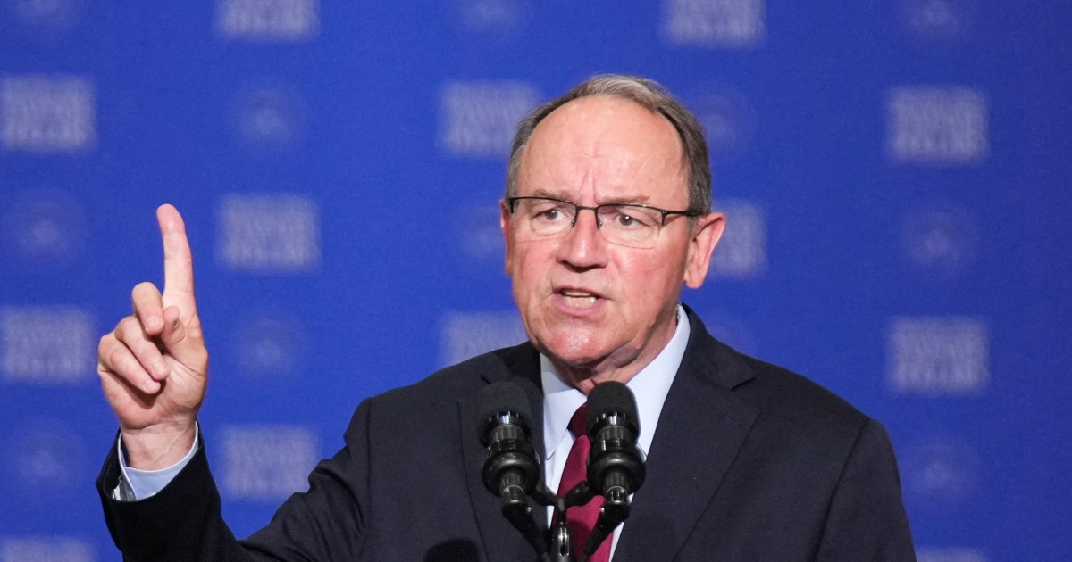 Wisconsin Rep. Tom Tiffany sustains minor injuries after emergency landing on lake