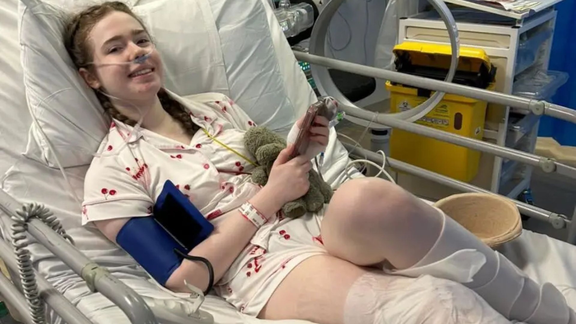 Woman, 20, with ‘suicide disease’ begged doctors to amputate her leg after it felt like ‘being stabbed and electrocuted’
