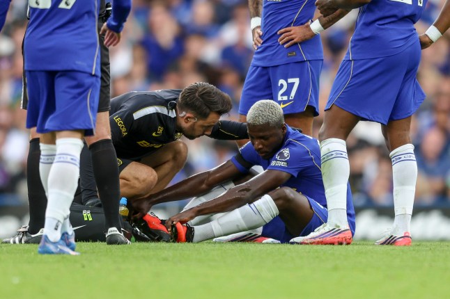 Xabi Alonso gives Moises Caicedo injury update ahead of Arsenal vs Chelsea