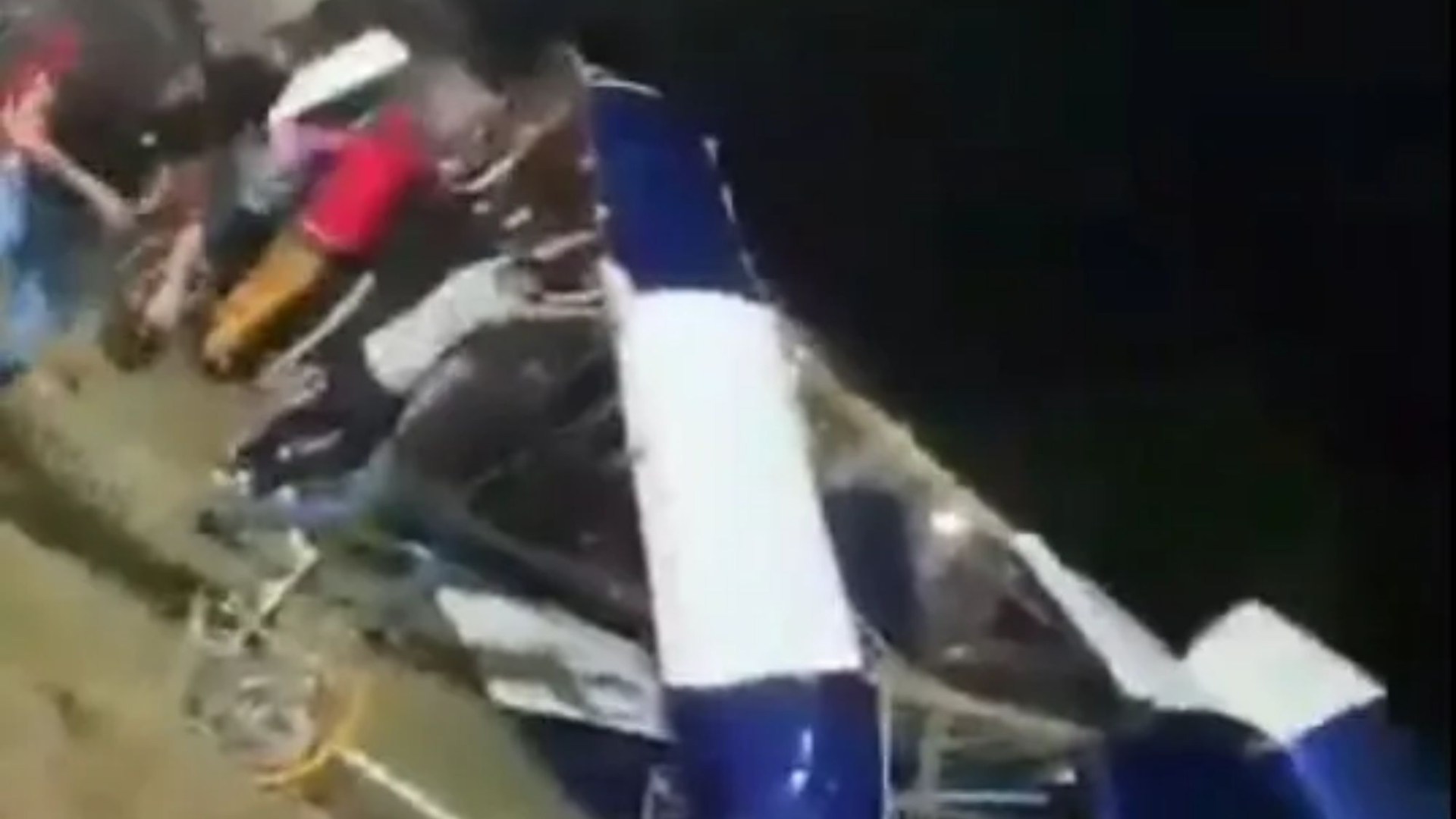 ‘Flying chairs’ fairground ride crashes to the ground injuring seven kids in Venezuela