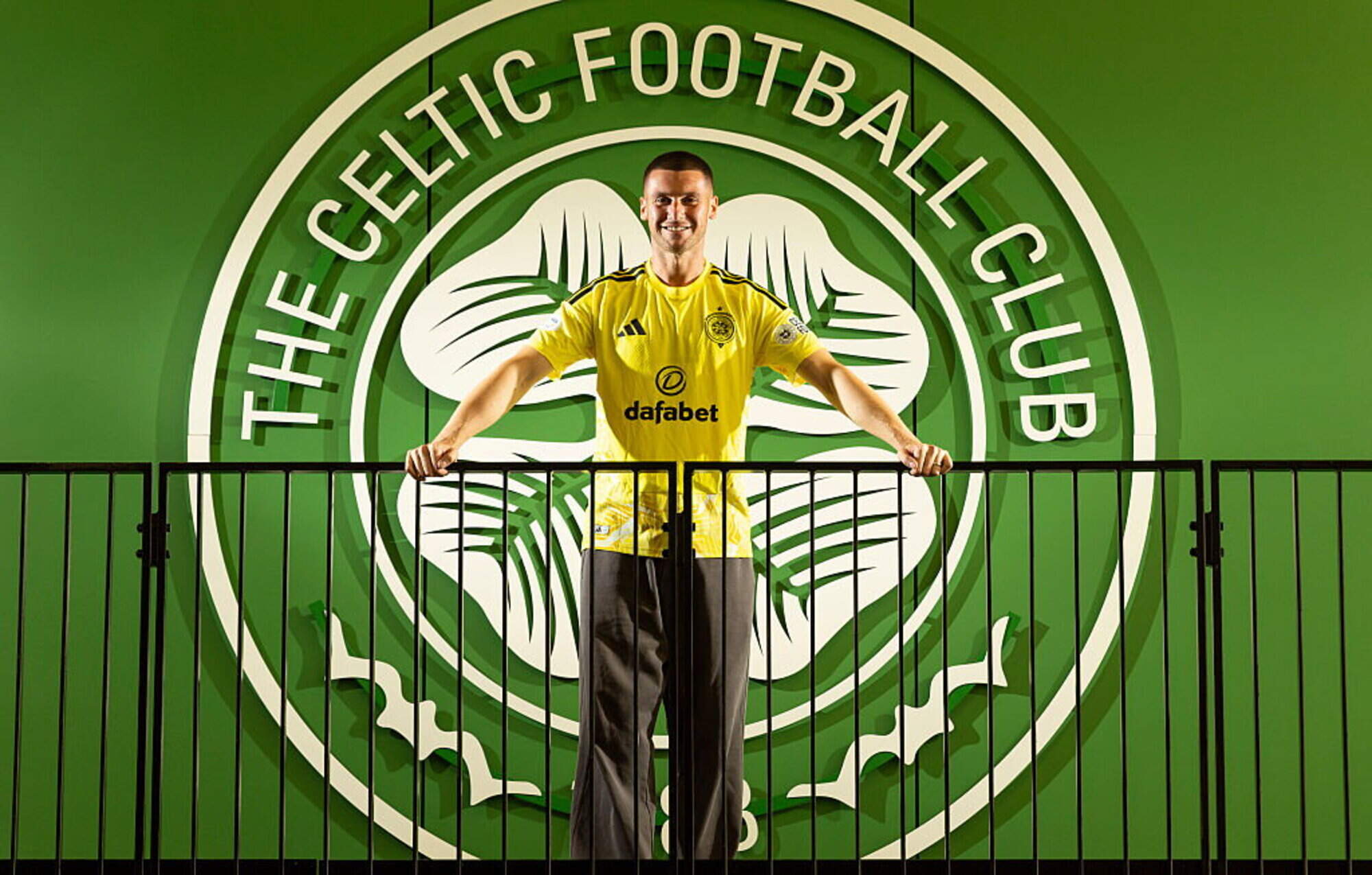 ‘I didn’t need convincing’ – Celtic bring in new keeper as Sam Johnstone signs from Wolves on loan for season
