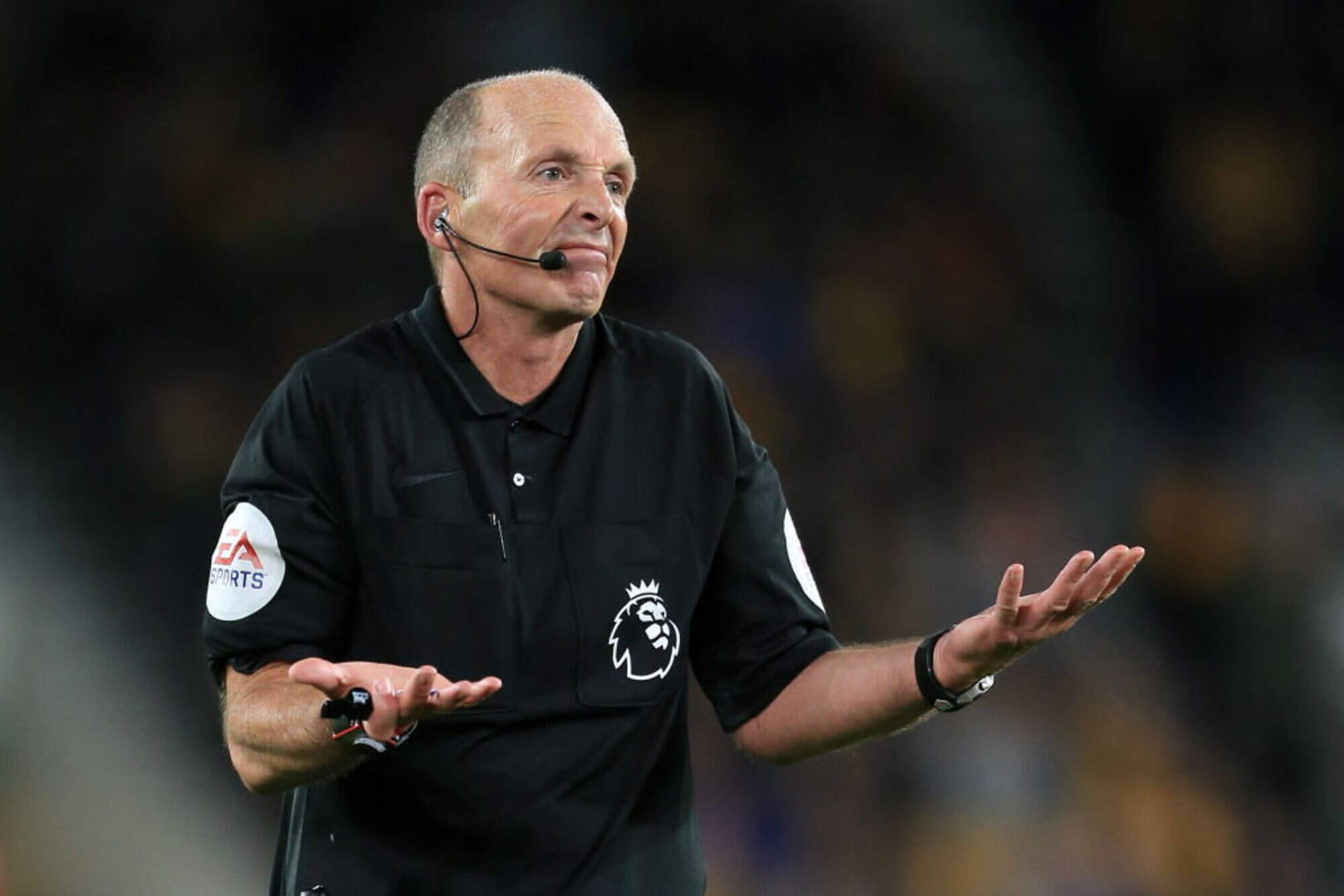 ‘I have always respected the profession and the responsibility’ – Former ref Mike Dean issues statement after ‘side games’ comments