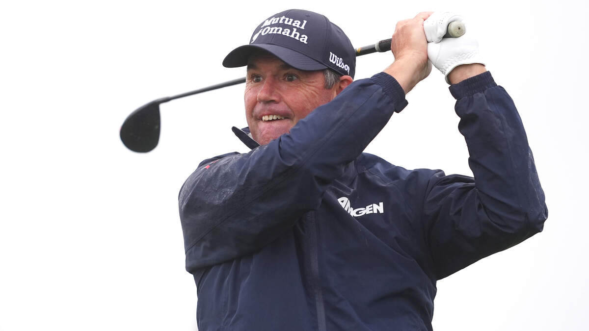 ‘It’s a bit like rush-hour traffic in bad driving conditions’ — Pádraig Harrington and Séamus Power slip up late as slow play mars blustery opener at Doonbeg