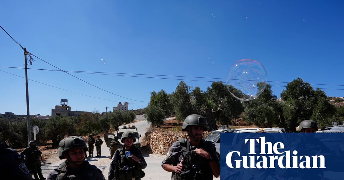 ‘It’s a good start’: prominent Israelis welcome UK sanctions on illegal settlements