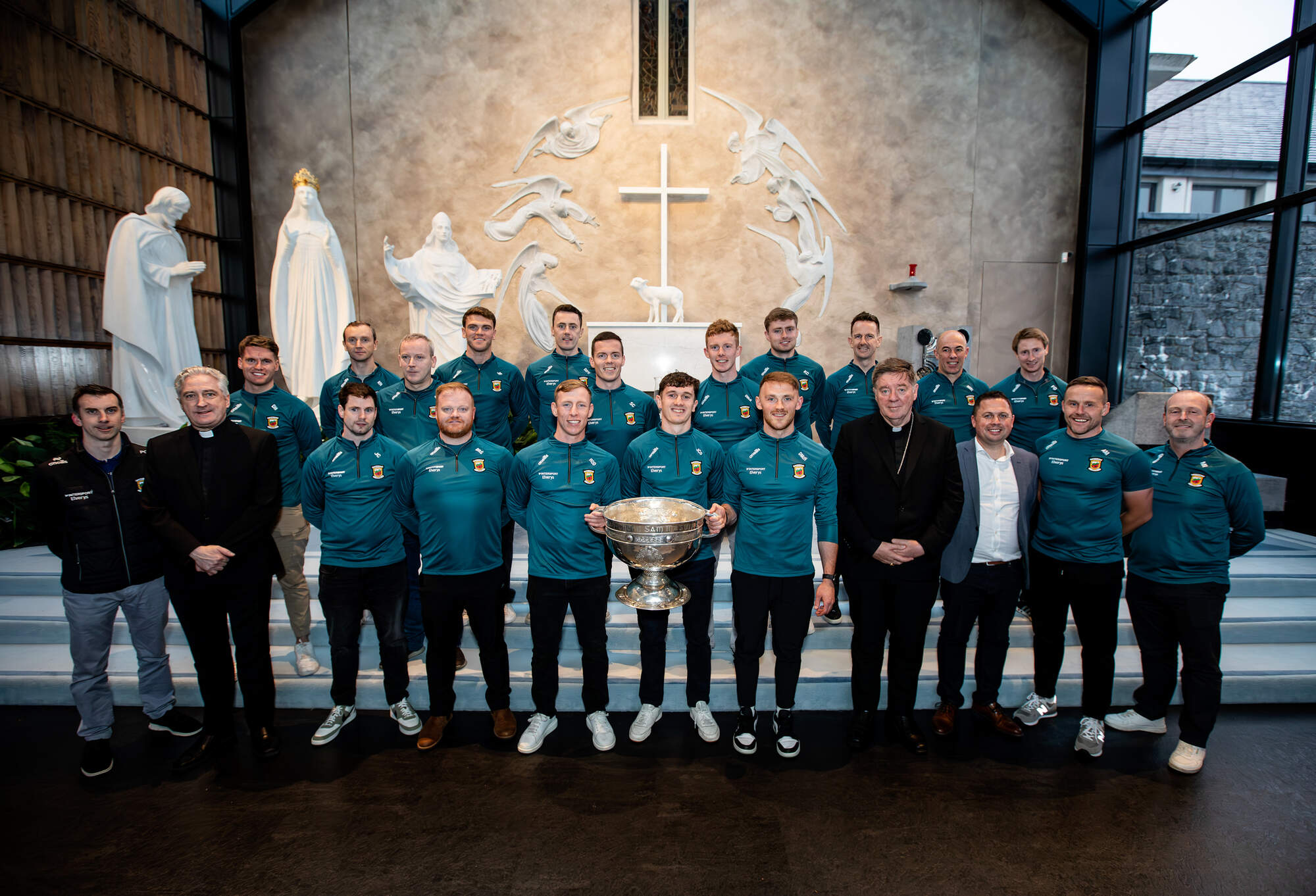 ‘It’s time to put that to bed’ – Priest dismisses Mayo ‘curse’ as over 1,600 attend prayer service for Mayo team at Knock