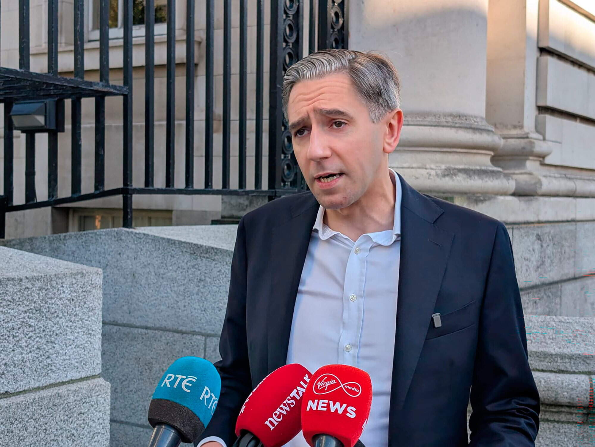‘No stamp‑duty proposals’ in Budget, Simon Harris insists after Taoiseach said he supports scrapping it for first-time buyers
