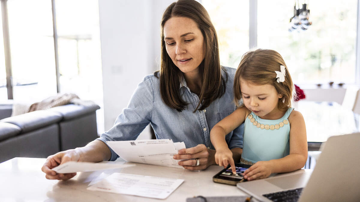 ‘The spending doesn’t end when the uniform and shoes are bought’: Why September is an expensive month for Irish families