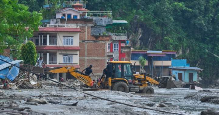 ‘We have to move quickly’: Canadians lend a hand as massive relief effort in Nepal begins